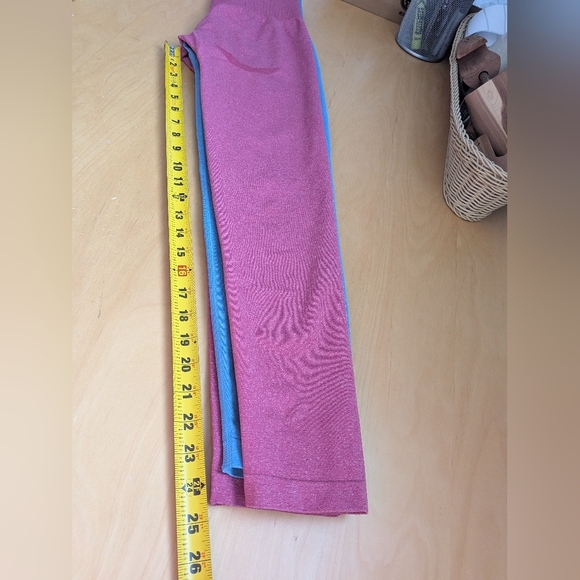 BUNDLE OF 2 NVGTN Seamless Women Leggings Size Medium Pink And Blue Activewear - Picture 15 of 15